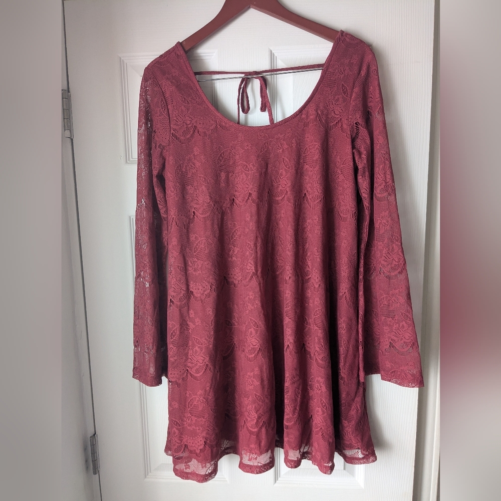 Altar'd State Burgundy Lace Bohemian Scoop Neck Mini Dress. Size Medium